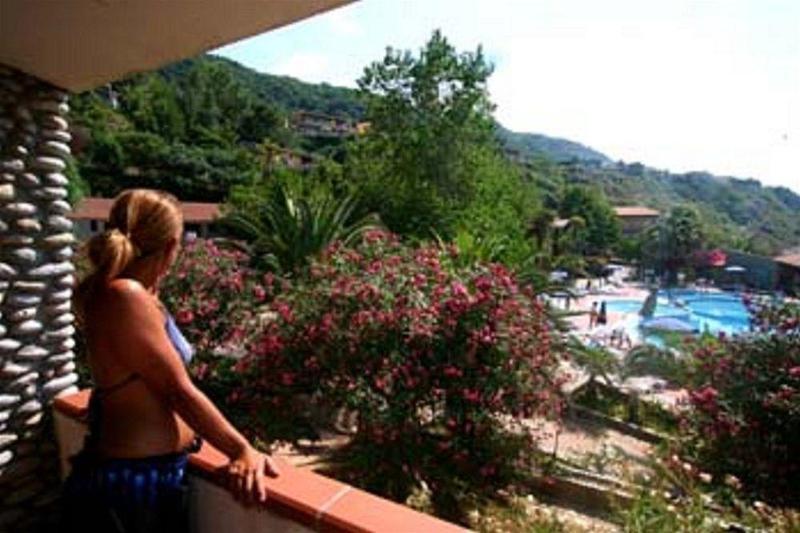 Blue Paradise Villaggio Parghelia Ngoại thất bức ảnh