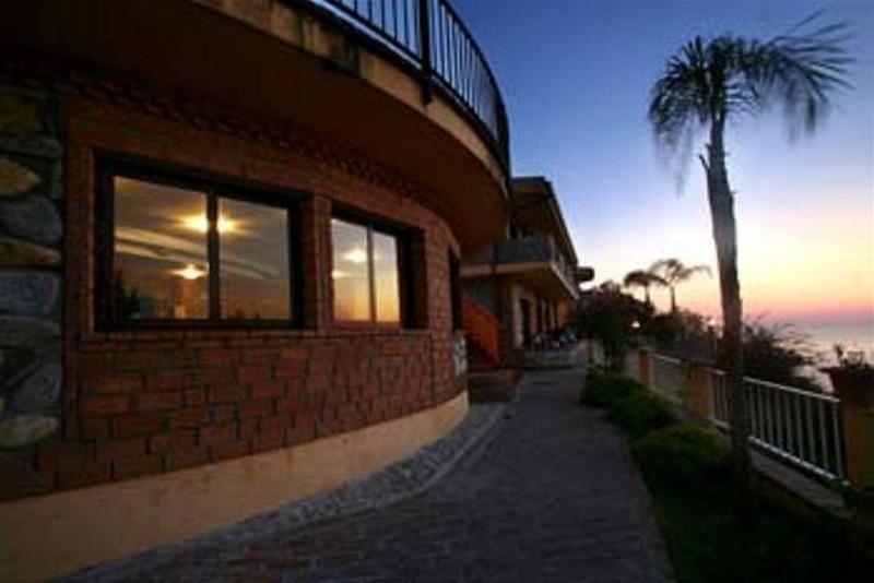 Blue Paradise Villaggio Parghelia Ngoại thất bức ảnh